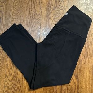 Lululemon 21” align crop leggings